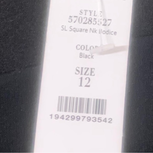 White House Black Markt 12 - square neckline top - NWT - Picture 6 of 6